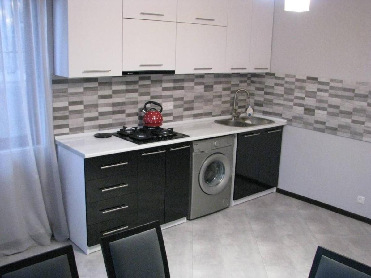 House Апартаменты *